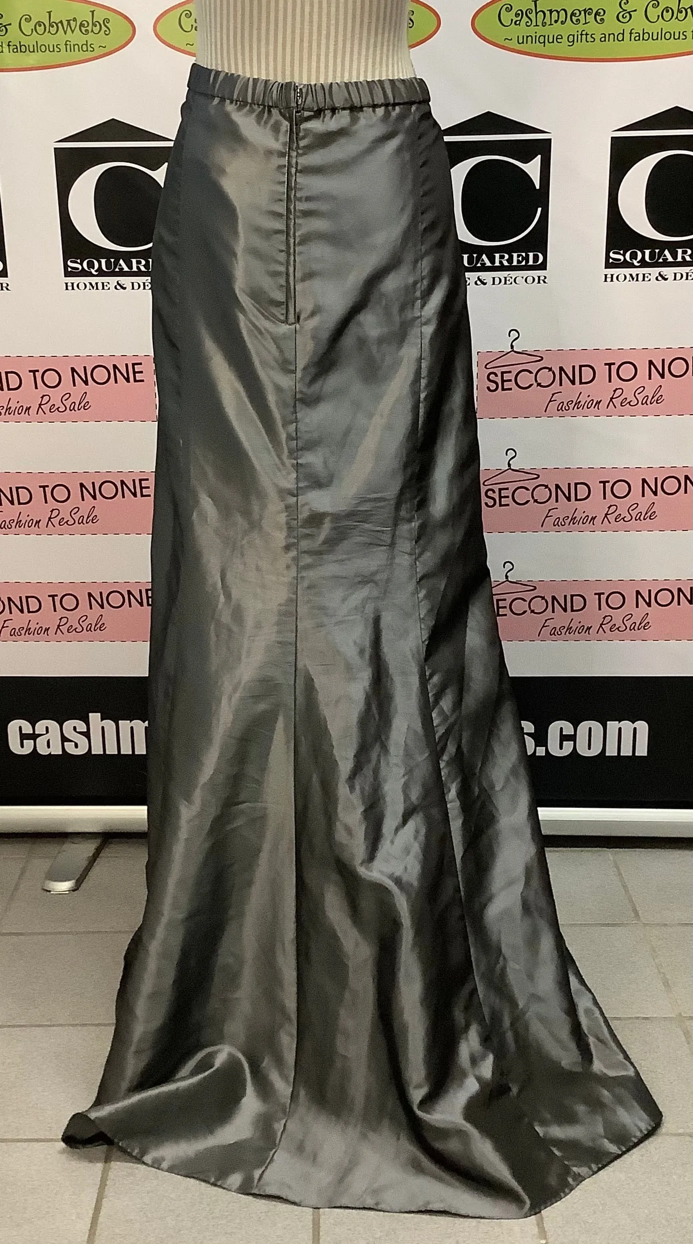 Alfred Angelo Gun Metal 2 PC Gown (Size 14)