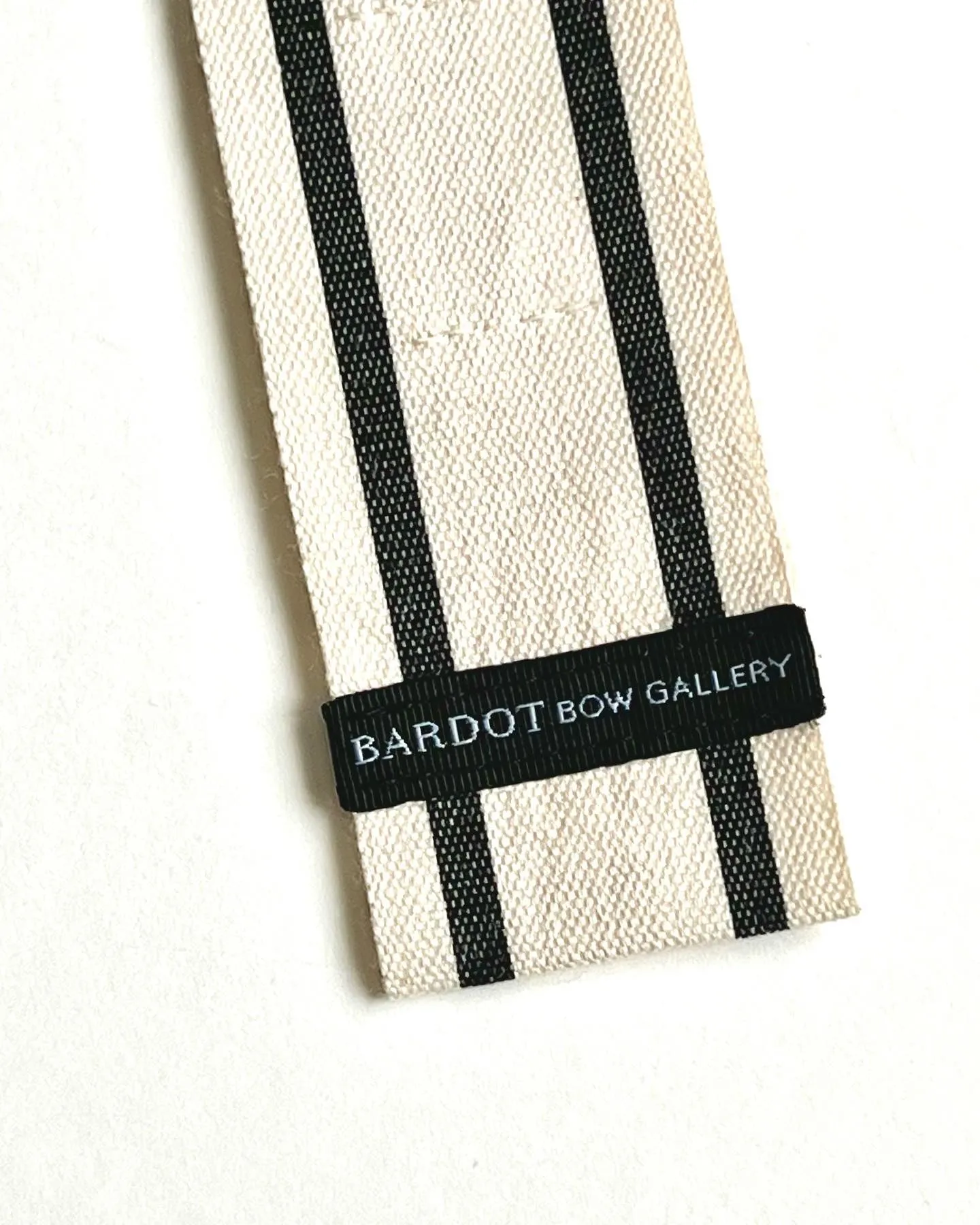 Bardot Bow Holder | Aesthetic Accessories Organizer