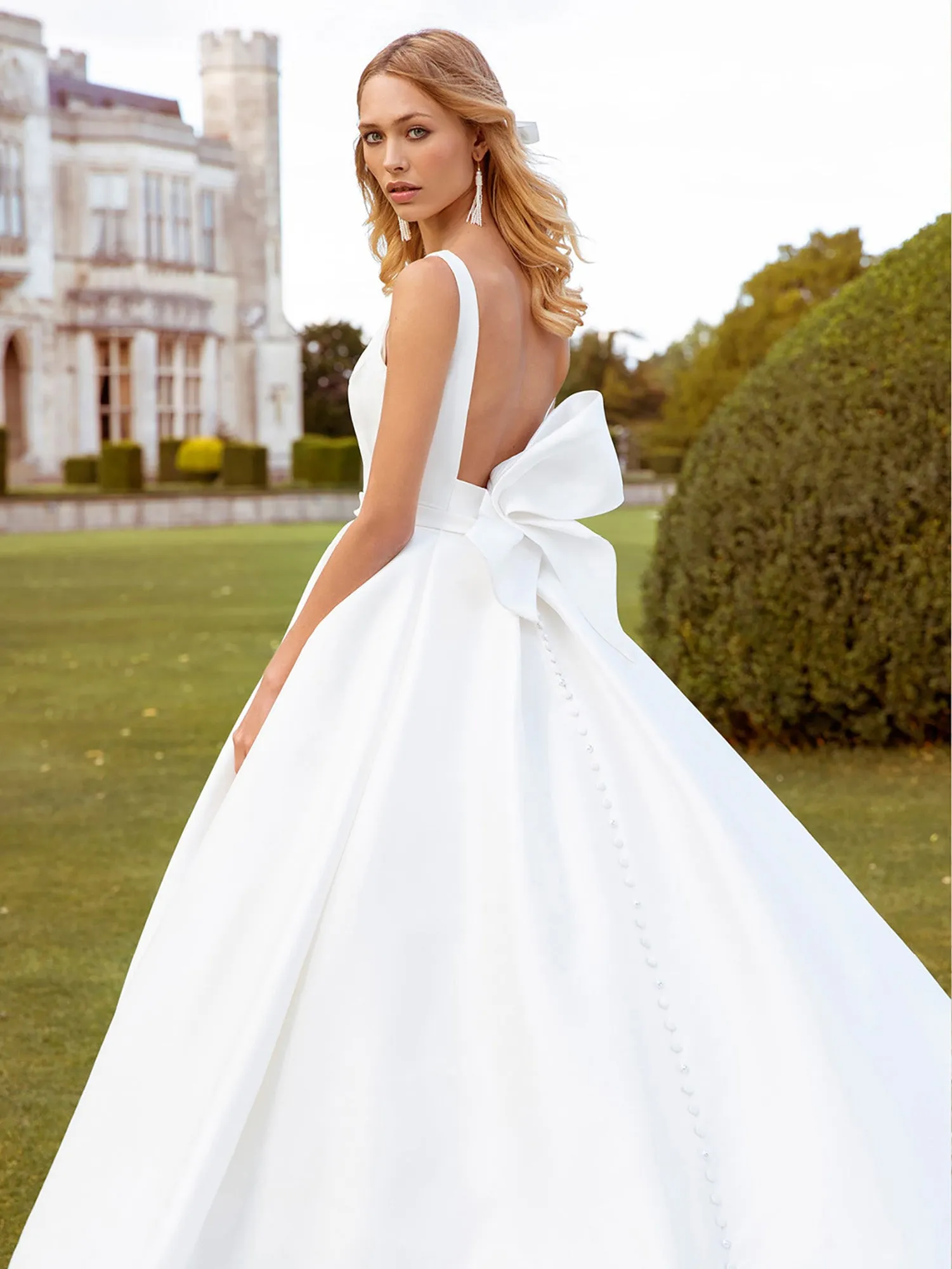 Ellis Bridal 11777