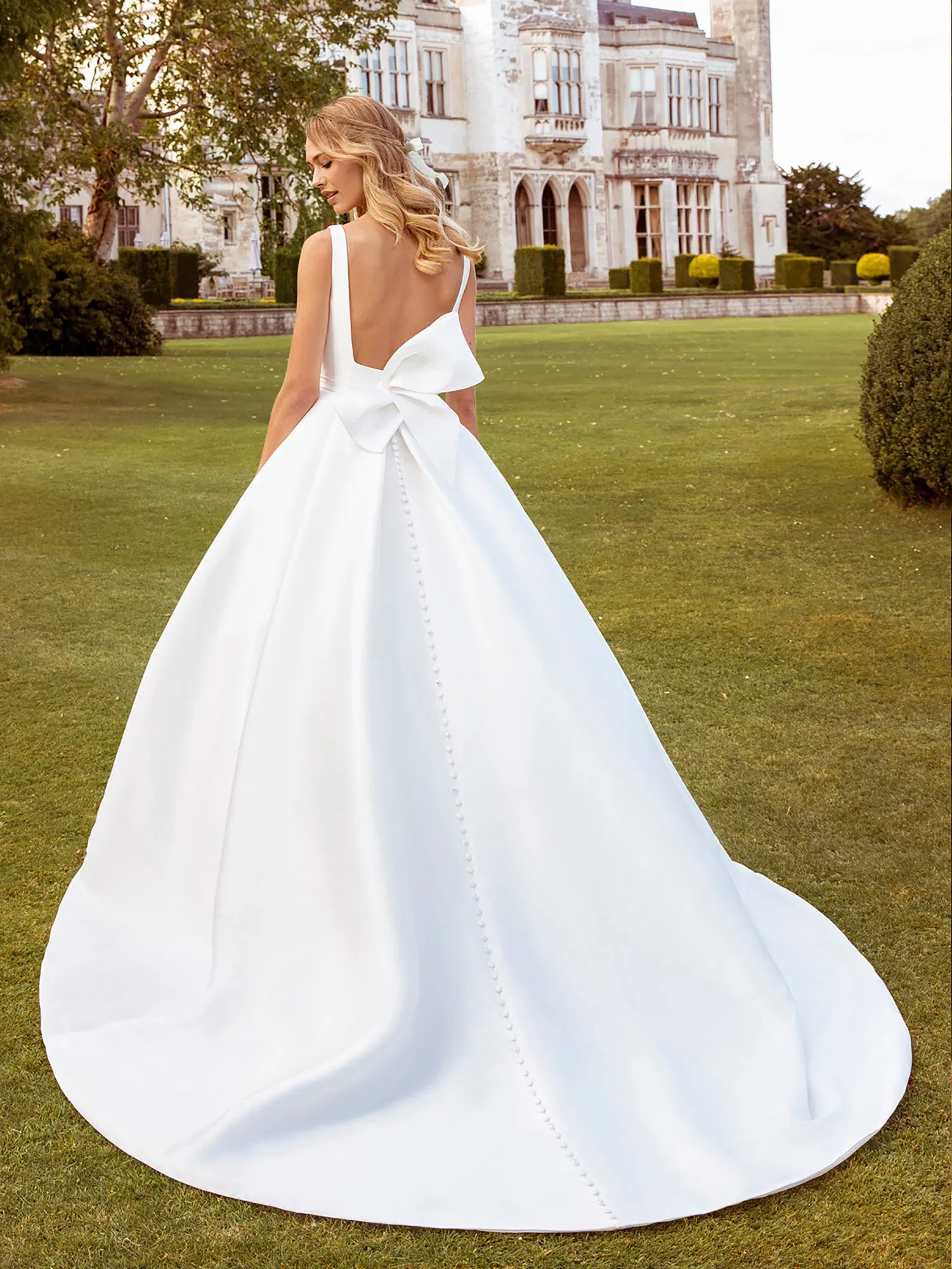 Ellis Bridal 11777