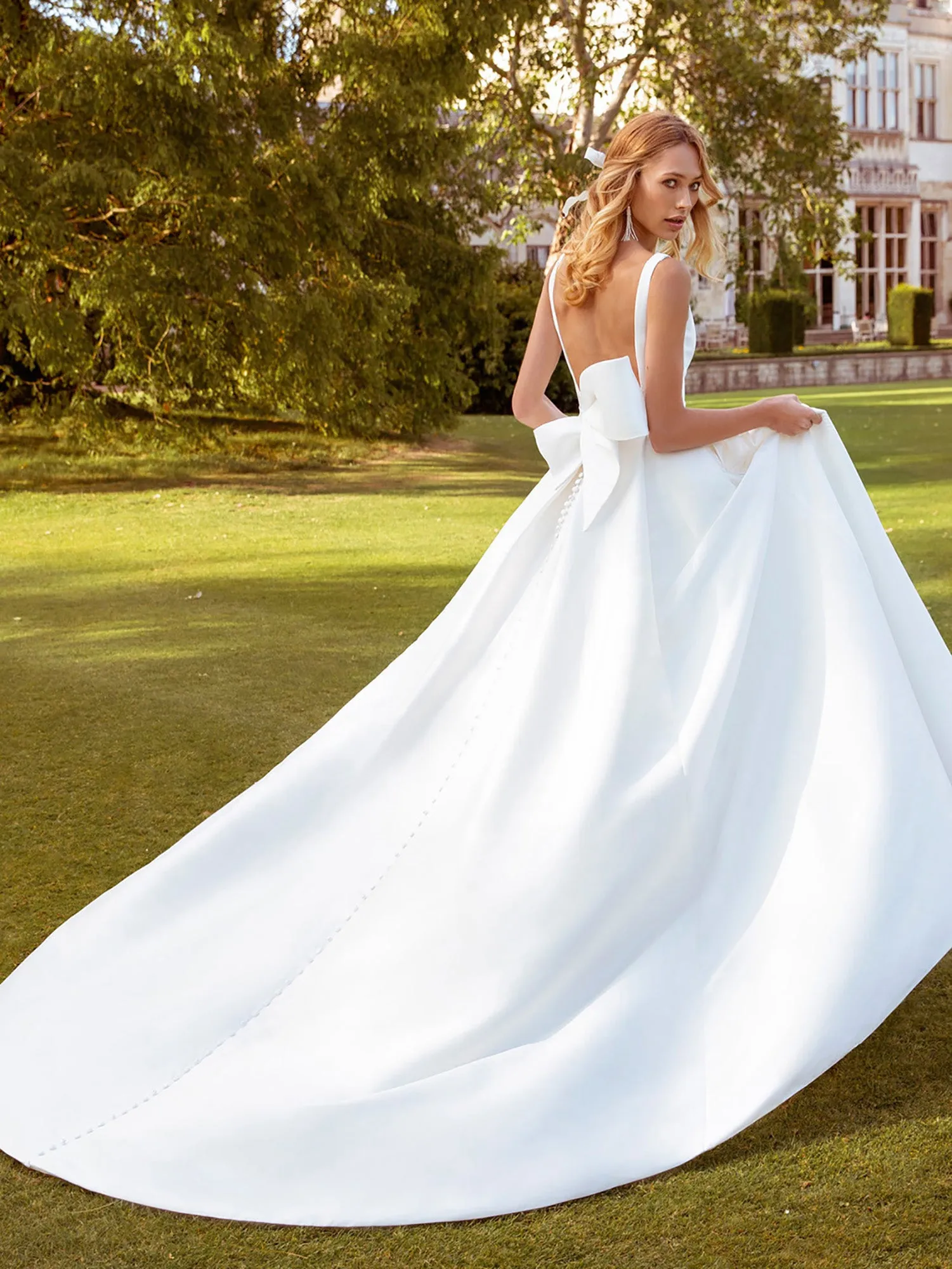 Ellis Bridal 11777