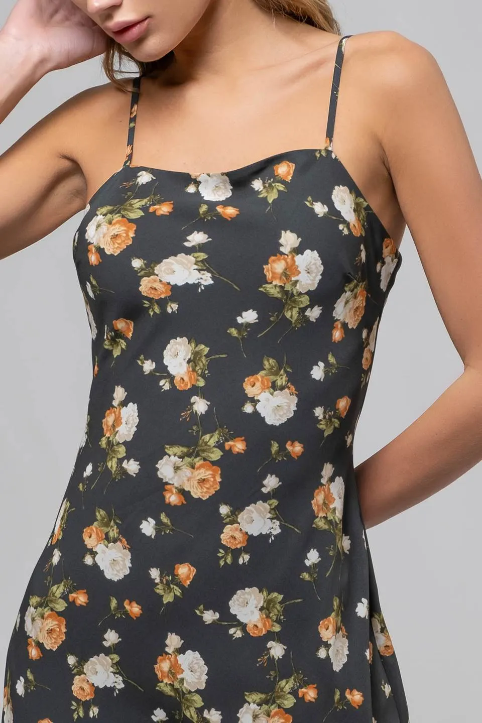 FLORAL SWEETHEART NECK CAMI MIDI DRESS