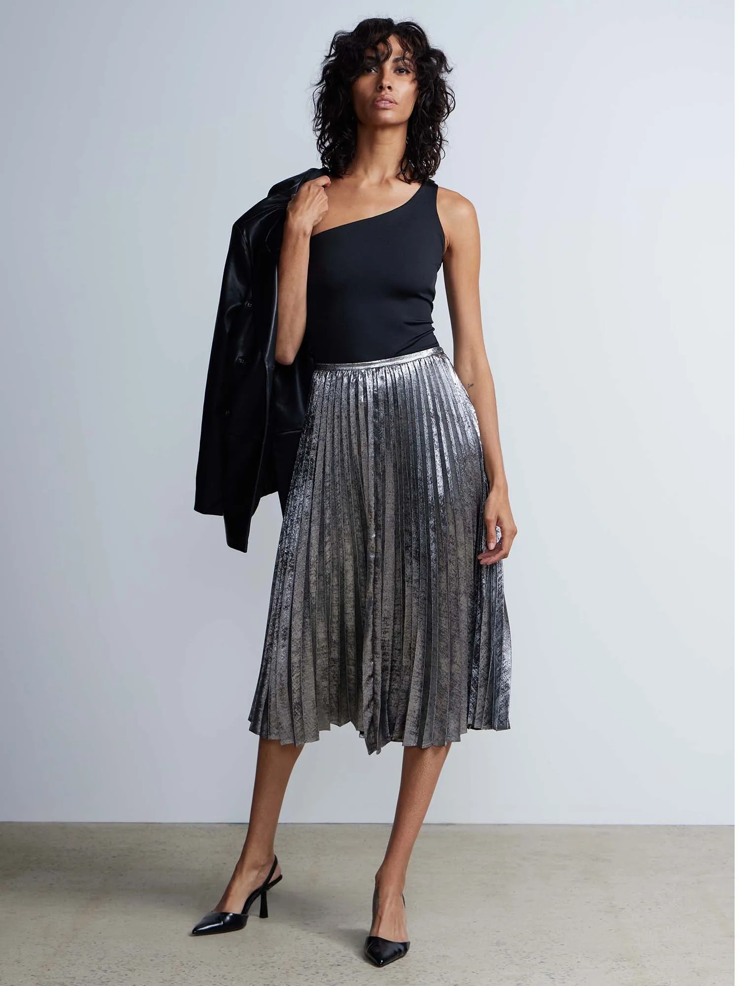 High Rise Pleated Metallic Skirt