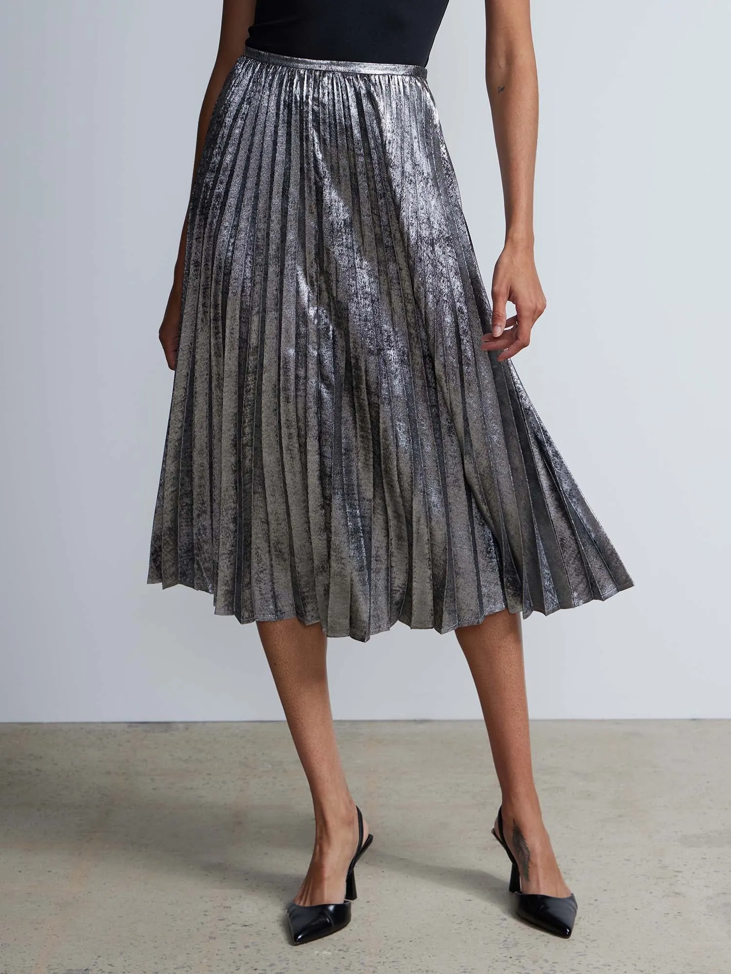 High Rise Pleated Metallic Skirt