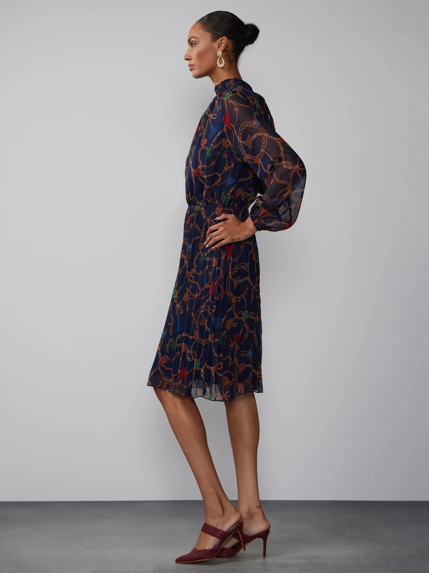 Long Sleeve Chain Print Dress