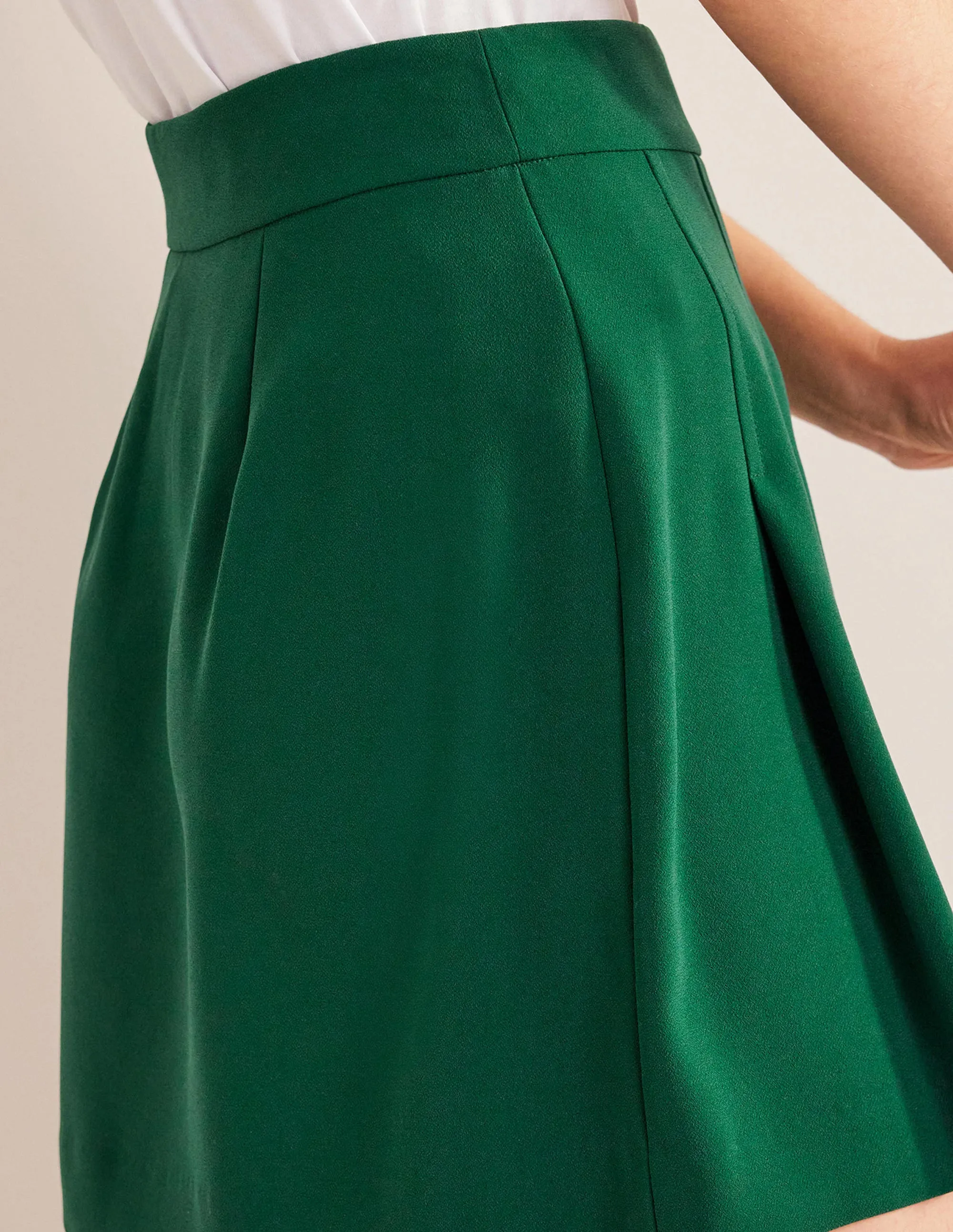 Pleated Crepe Mini Skirt-Emerald Green